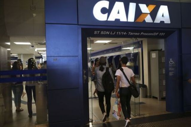 Agências da Caixa passam a funcionar das 8h às 13h