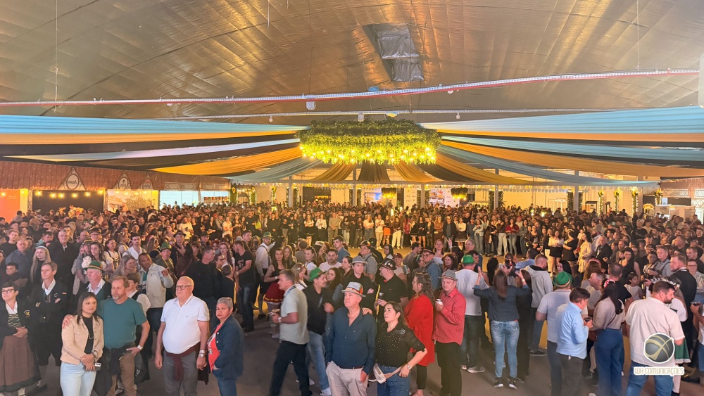 Primeira Oktoberfest reúne cerca de 4 mil pessoas e entra para a história de São Miguel do Oeste