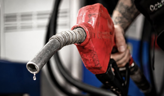 Governo federal prorroga subsídio ao diesel por mais 30 dias e mantém desconto de R$ 2,12 por litro