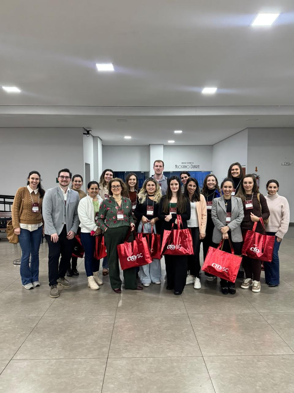 São Miguel do Oeste marca presença no 2º Congresso Científico Catarinense de Odontologia em Chapecó