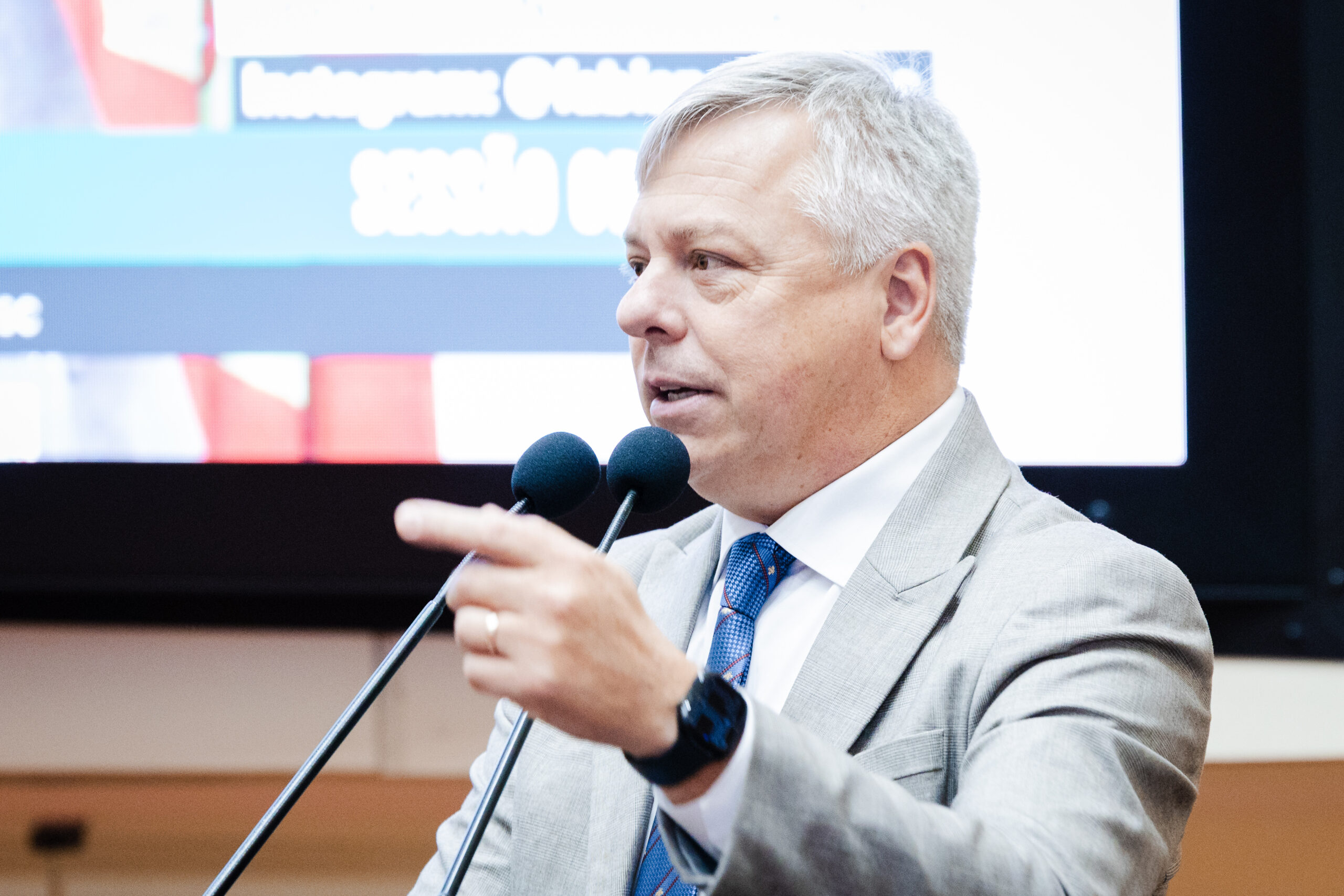 Projeto do deputado Fabiano (PT) cria programa de estocagem de alimentos para beneficiar produtores rurais catarinenses