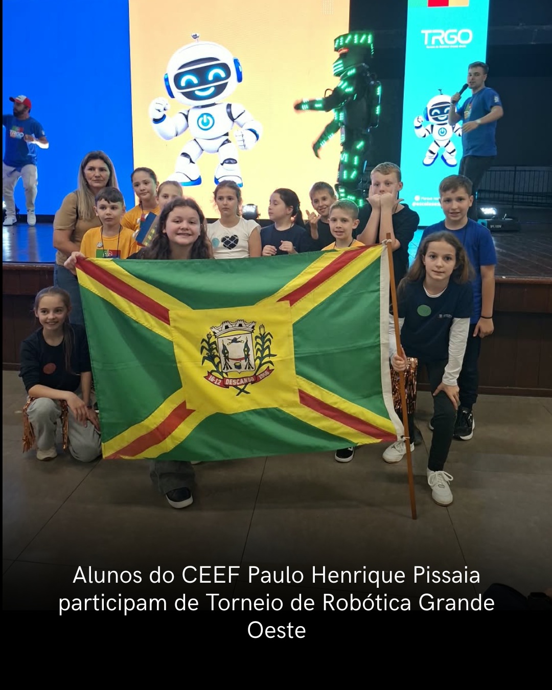 Alunos de Descanso participam de torneio de robótica em Chapecó