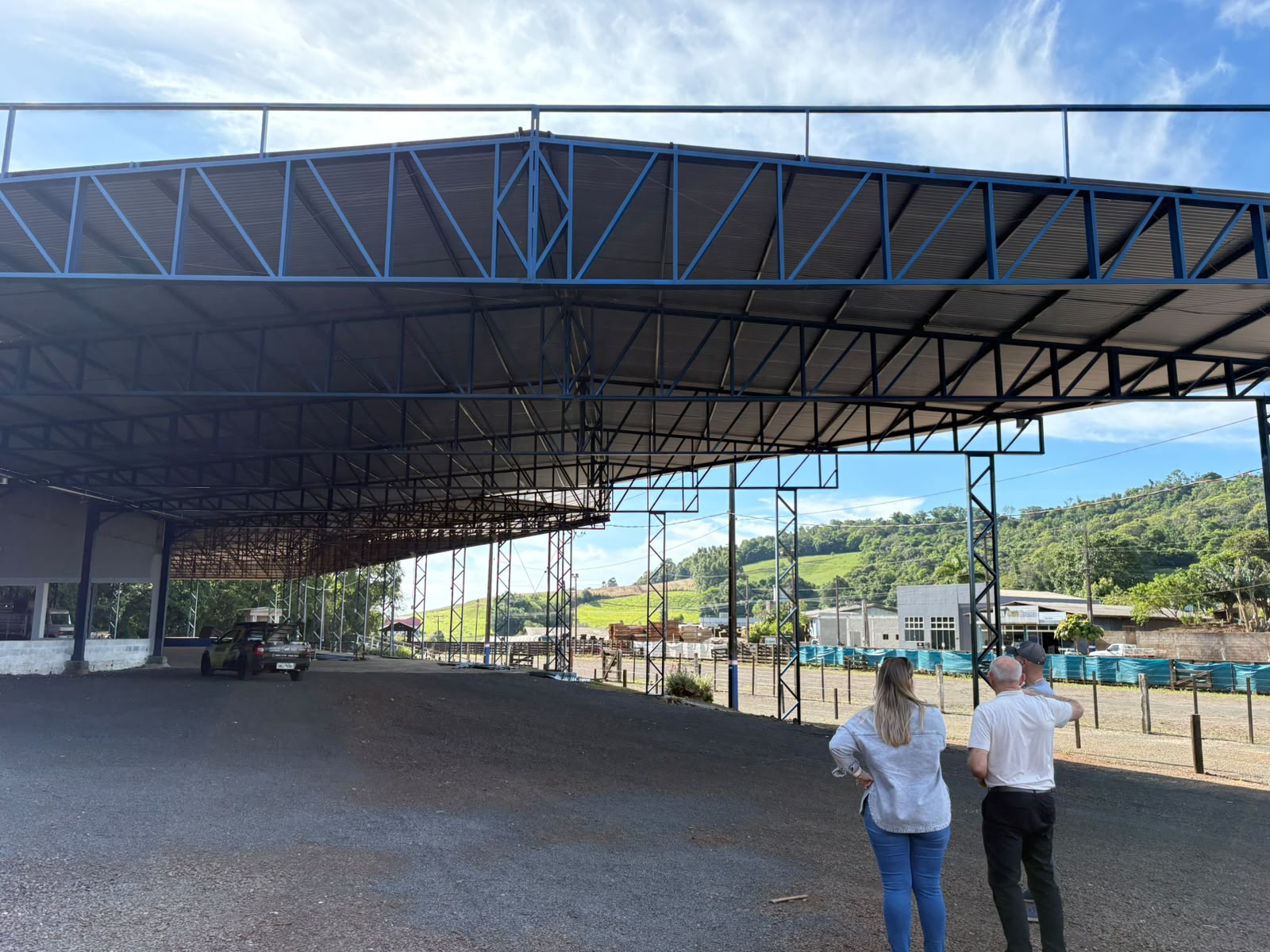 Administração investe na ampliação do espaço coberto junto ao CTG Fronteira do Oeste de Guaraciaba