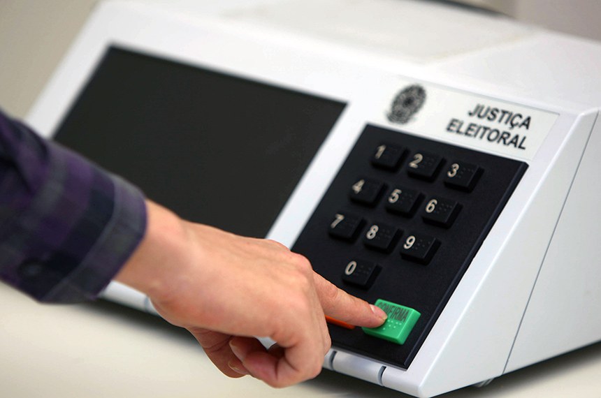 Brasil registra mais de 1,1 mil ocorrências durante primeiro turno das eleições